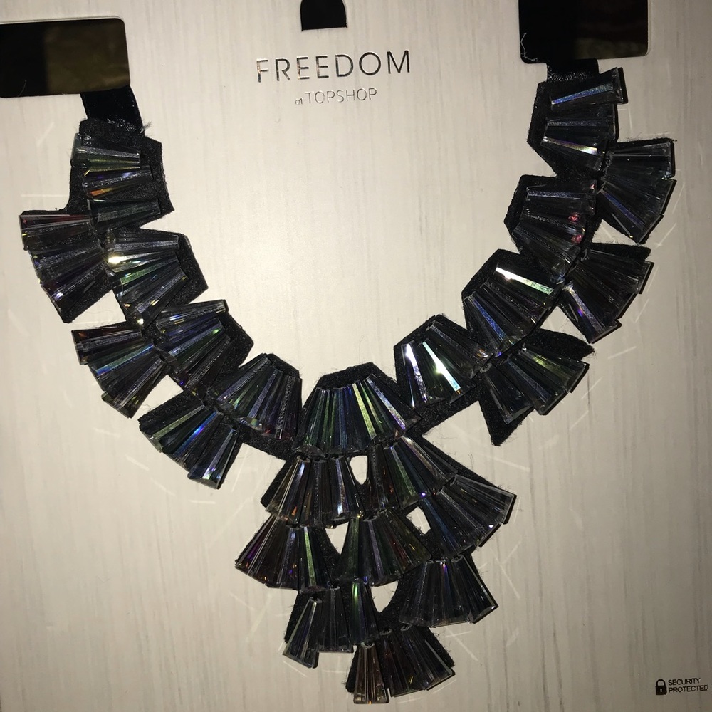 Freedom at Top-shop necklace - Picture 8 of 8